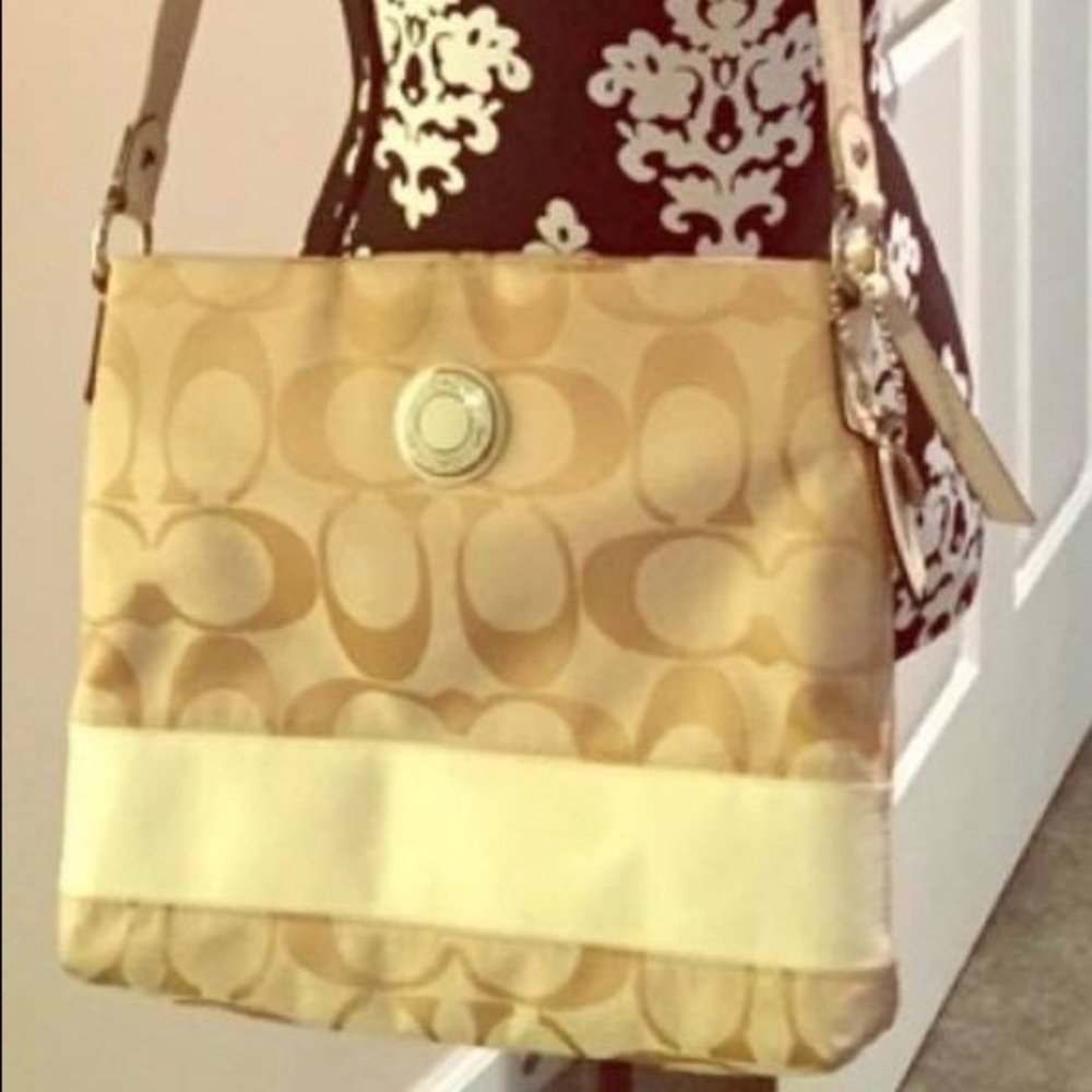 Large Coach Signature Crossbody